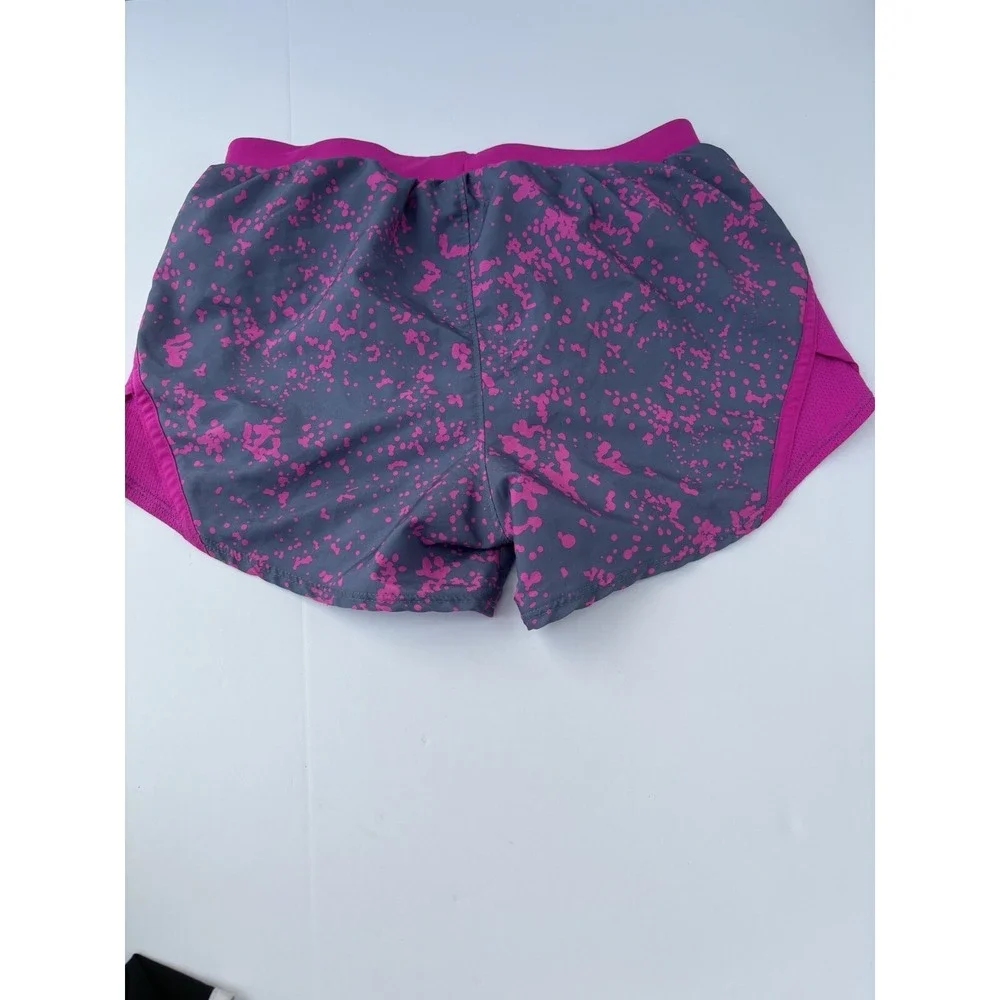 Under Armour Shorts‎ Women Size XS Pink Gray Athleisure Lined Running Gym Active
